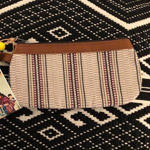 Nena & Co Enlighten Clutch